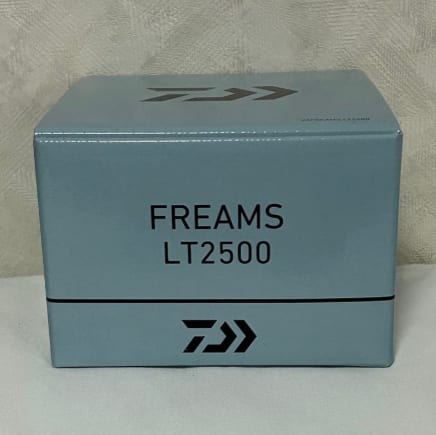 26フリームス LT2500の未開封の箱